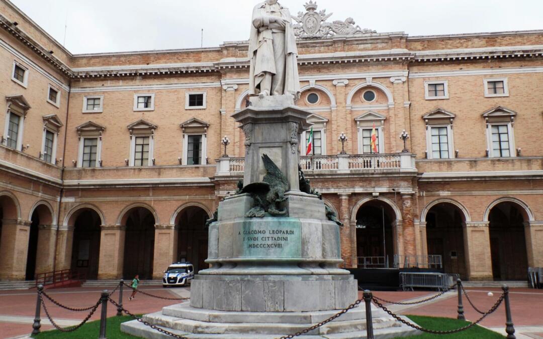 Alla Scoperta di Giacomo Leopardi: Recanati e i Luoghi del Poeta